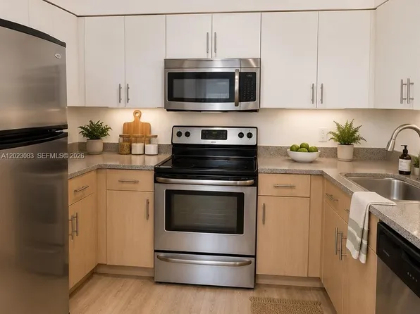 7930 N Nob Hill Rd APT 106, Fort Lauderdale, FL 33321