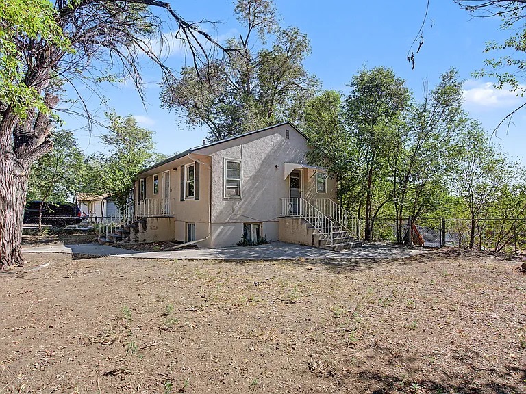 1121 Cooper Ave #201 — Photo 28
