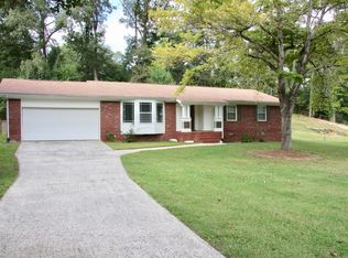 246 Meadowdale Dr, Dalton, GA 30721