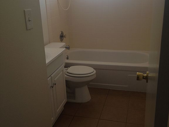 5th image of 1447 S Thomas Ct