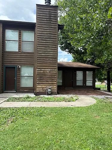 102 Greenwood Ln Photo 1