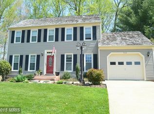 3112 Woods Cove Ln, Woodbridge, VA 22192