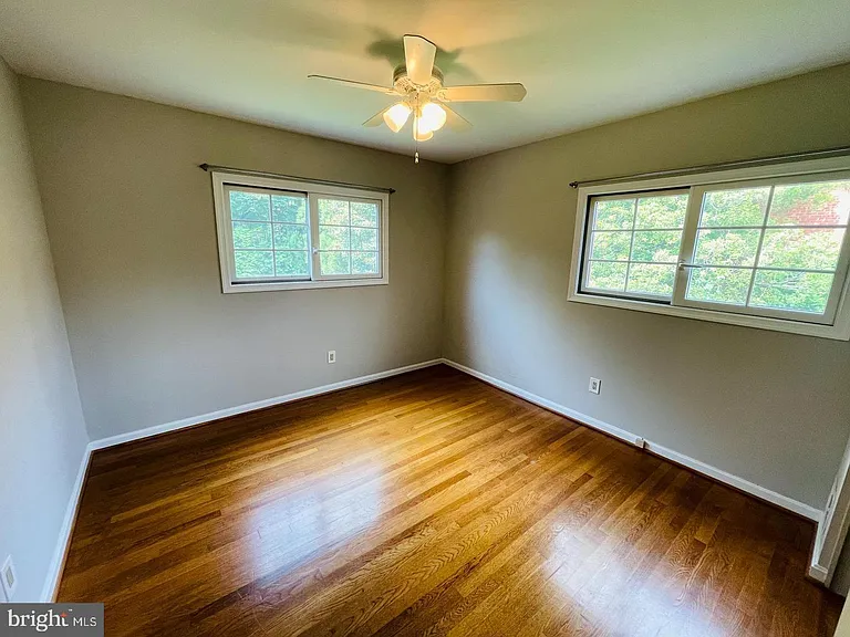 7115 Warbler Ln — Photo 20