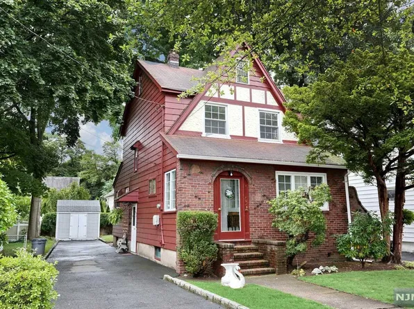 1019 Haddon Pl, Teaneck, NJ 07666