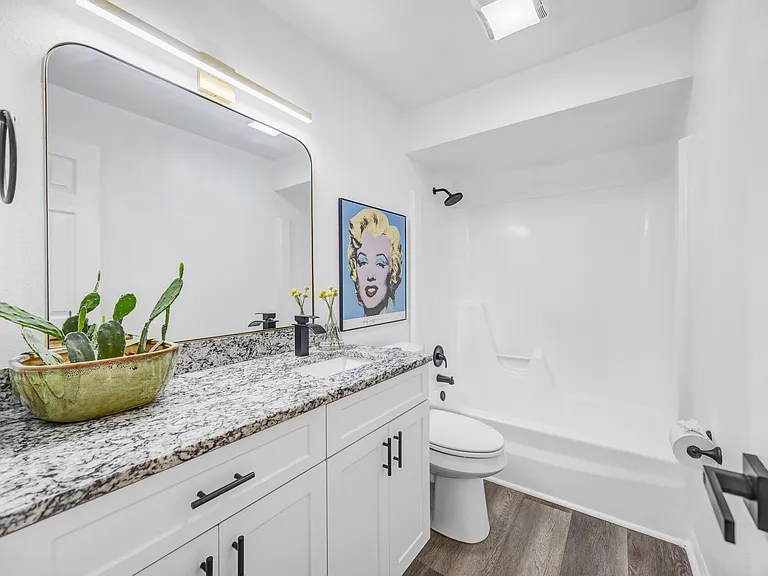 5811 Mabel St — Photo 11