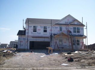 8819 Marquette St, Saint John, IN 46373