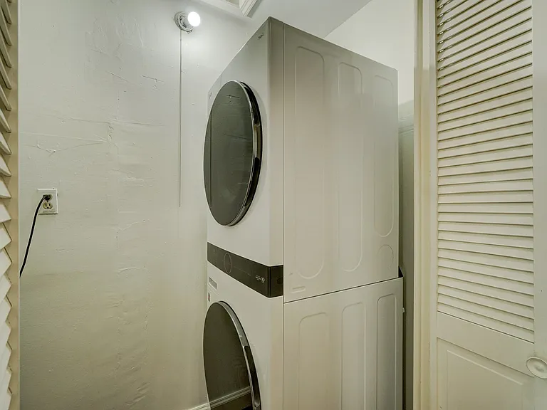 1108 Marlboro Ln — Photo 15