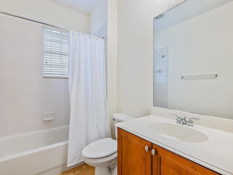 1058 Vintner Blvd — Photo 7