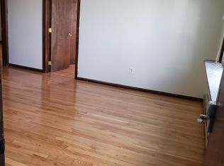 1289 S Main St APT 1, Fall River, MA 02724