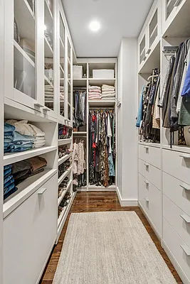 Sold by Compass | media 10