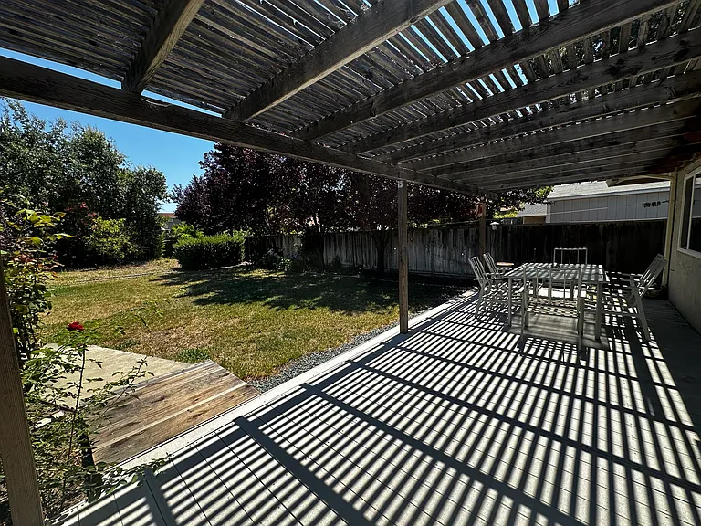 2035 Dorsch Rd — Photo 37