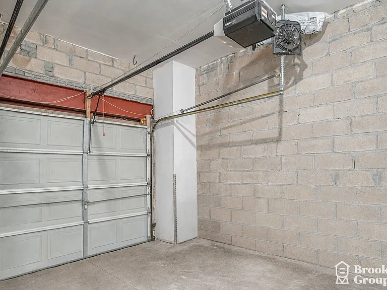 475 Hart St #2 — Photo 15