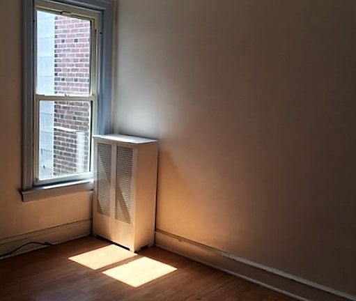 4th image of 4732 Vista St