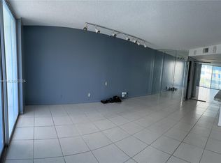 16570 NE 26th Ave APT 4E, North Miami Beach, FL 33160