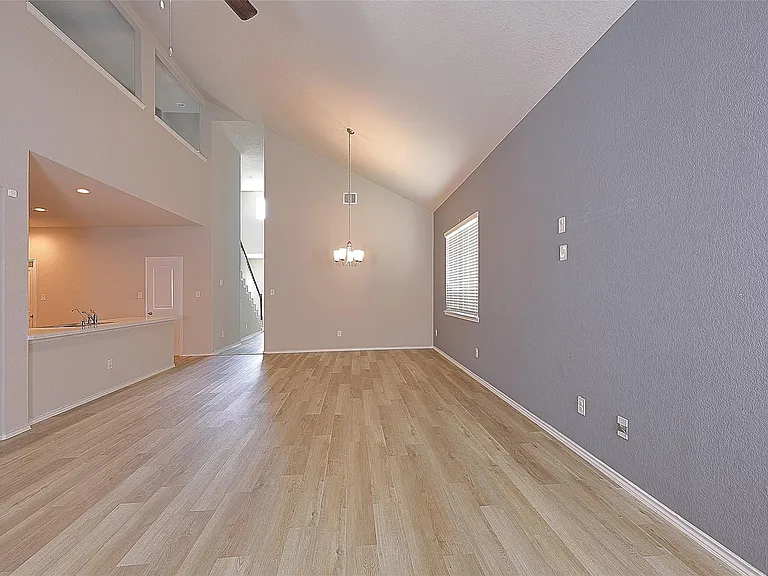 5542 Redwood Summit Ln — Photo 9