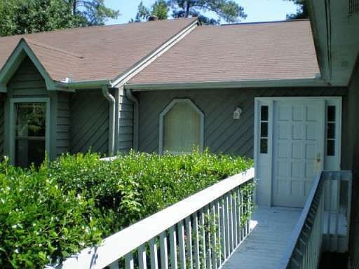 3rd image of 1230 Hollytree Ln
