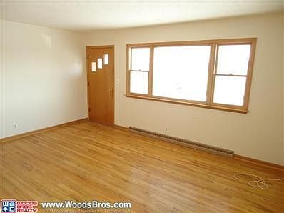 4th image of 218 S 5th St