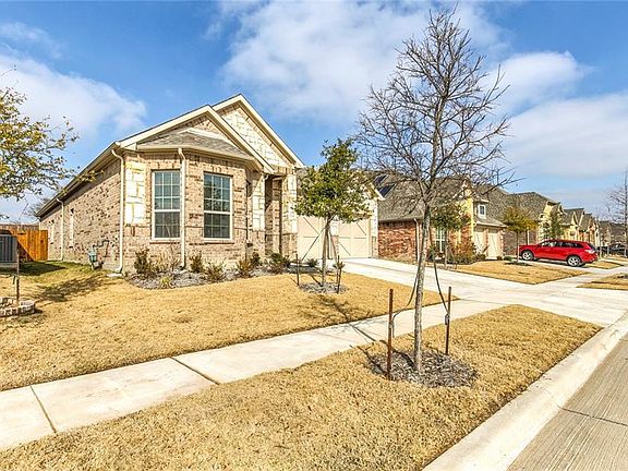 4th image of 6817 Cambridge Dr