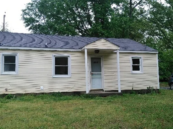 1430 Bryant St, Gastonia, NC 28052