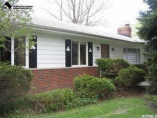 2nd image of 2525 Windy Hill Dr