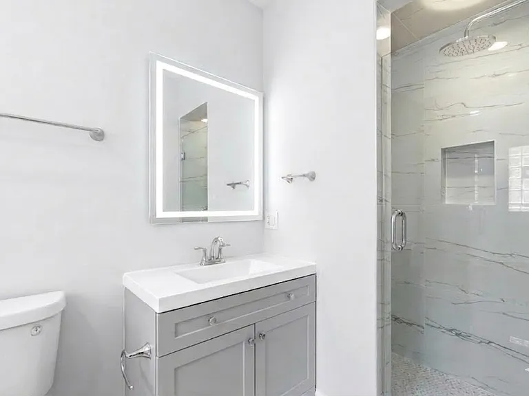 6341 N Oakley Ave #1 — Photo 10