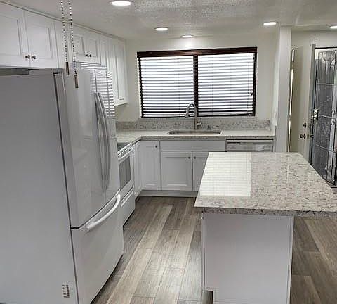 5th image of 4042 Crystal Dawn Ln #105