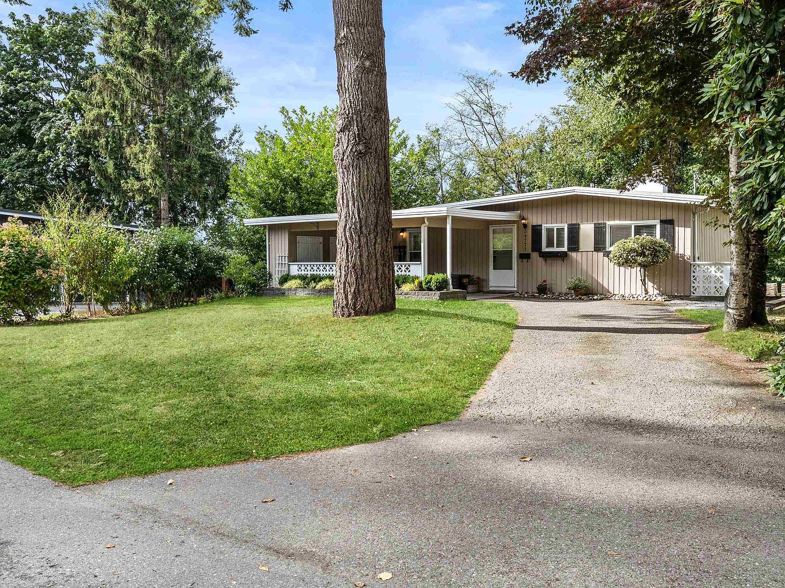 34777 Mount Blanchard Dr, Abbotsford, BC V2S 2Y2 MLS R2817970 Zillow