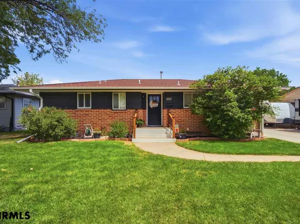 1717 Avenue K, Scottsbluff, NE 69361