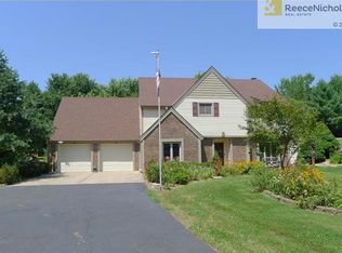 15614 Meadow Ln, Excelsior Springs, MO 64024