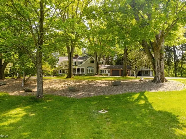 6715 Eagle Rd, Waite Hill, OH 44094