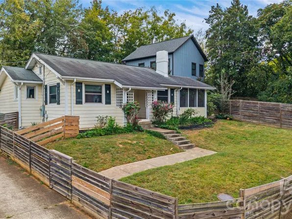 9 Oakley Rd, Asheville, NC 28803