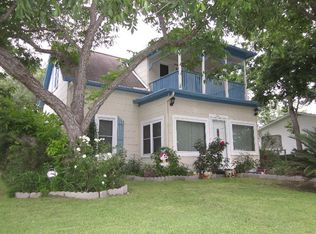 401 N Arnim St, Moulton, TX 77975