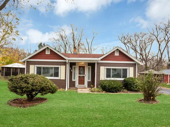 518 S Prairie St, Batavia, IL 60510