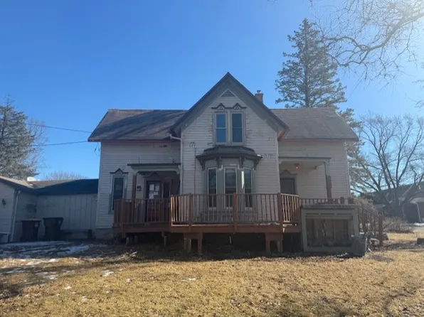 123 W Chapel St, Rockton, IL 61072