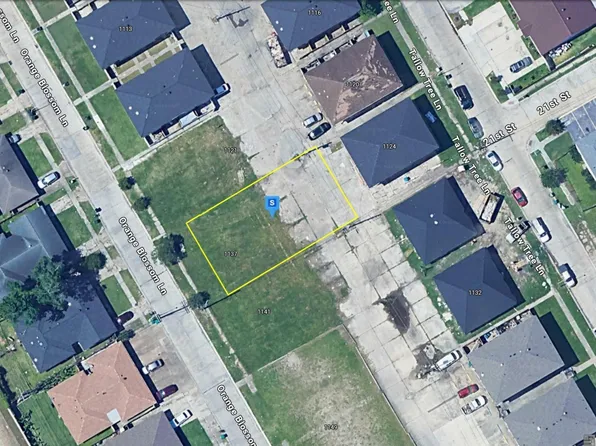 1137 Orange Blossom Ln, Harvey, LA 70058