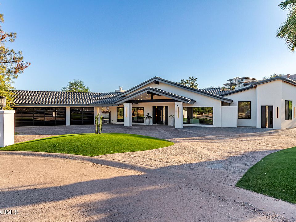 1st image of 3301 E ROVEY Avenue