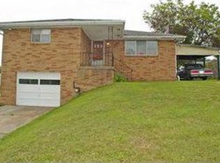 103 Lincoln Pl, Follansbee, WV 26037