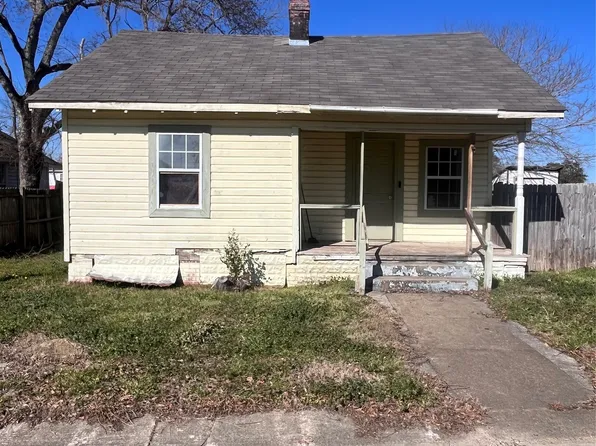 67 Clark St, Wetumpka, AL 36092