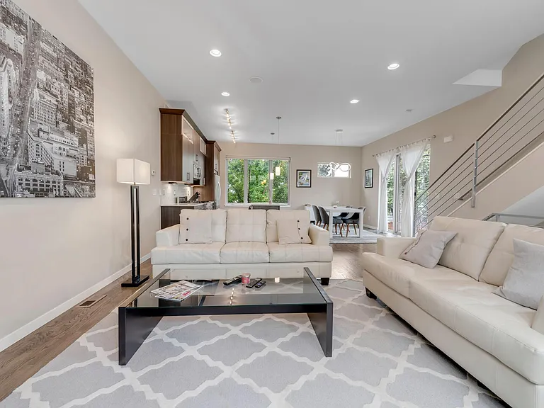 2250 W 31st Ave — Photo 15