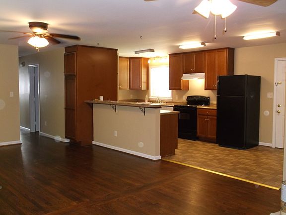 Dining Room View of Kithen