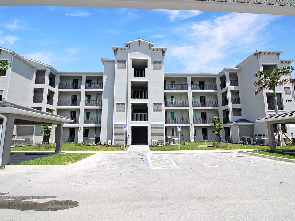1st image of 12280 Wellen Golf St #102