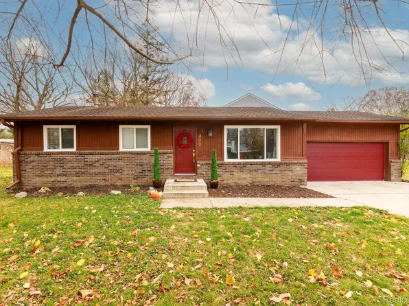 400 Clarendon Dr, Ann Arbor, MI 48103