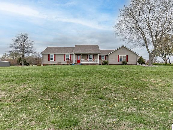 2nd image of 237 Oxmoor Dr