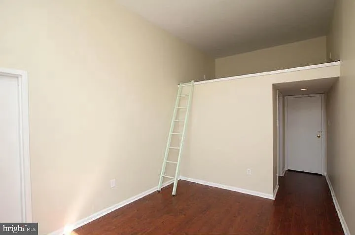 443 Fairmount Ave #A — Photo 14