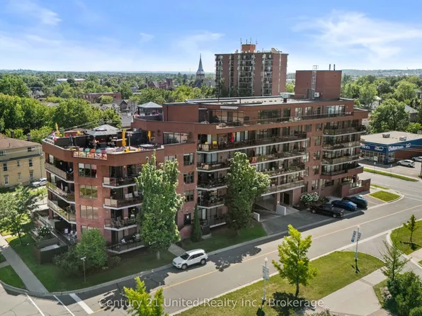 2 George St N #304, Peterborough, ON K9J 8K8