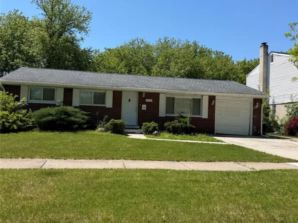 1617 Dillon St, Saginaw, MI 48601