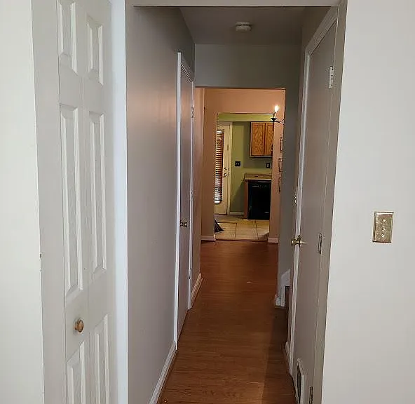 27 N Eden St — Photo 5