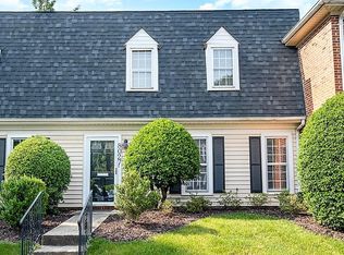 8027 Regent Park Ln, Charlotte, NC 28210