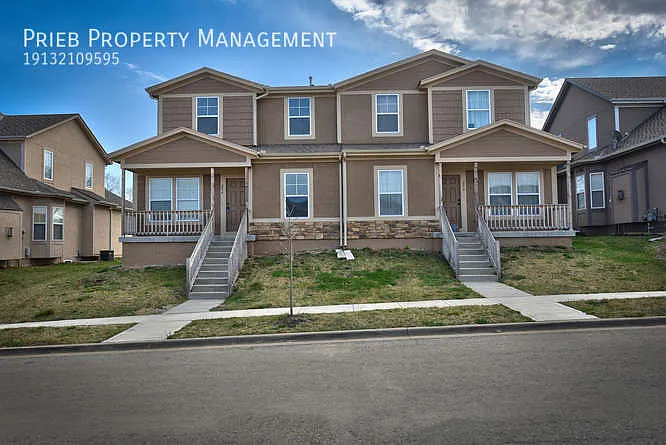 282 N Ferrel St — Photo 1