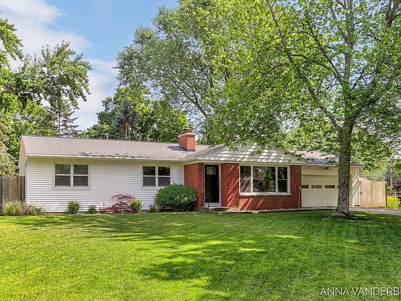 3rd image of 1243 Marlene St
